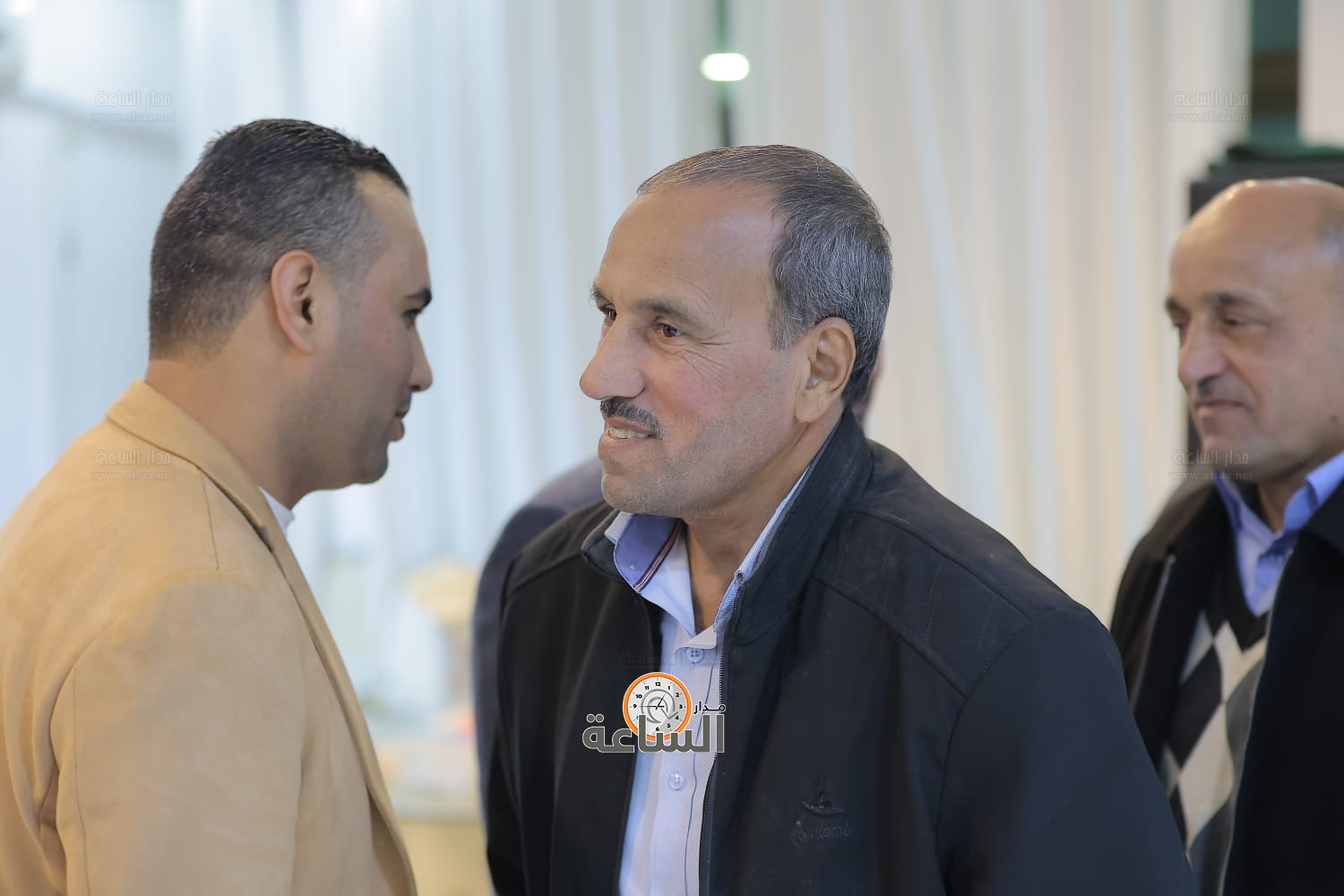 Madar Al-Saa Images 0.0534108281680421