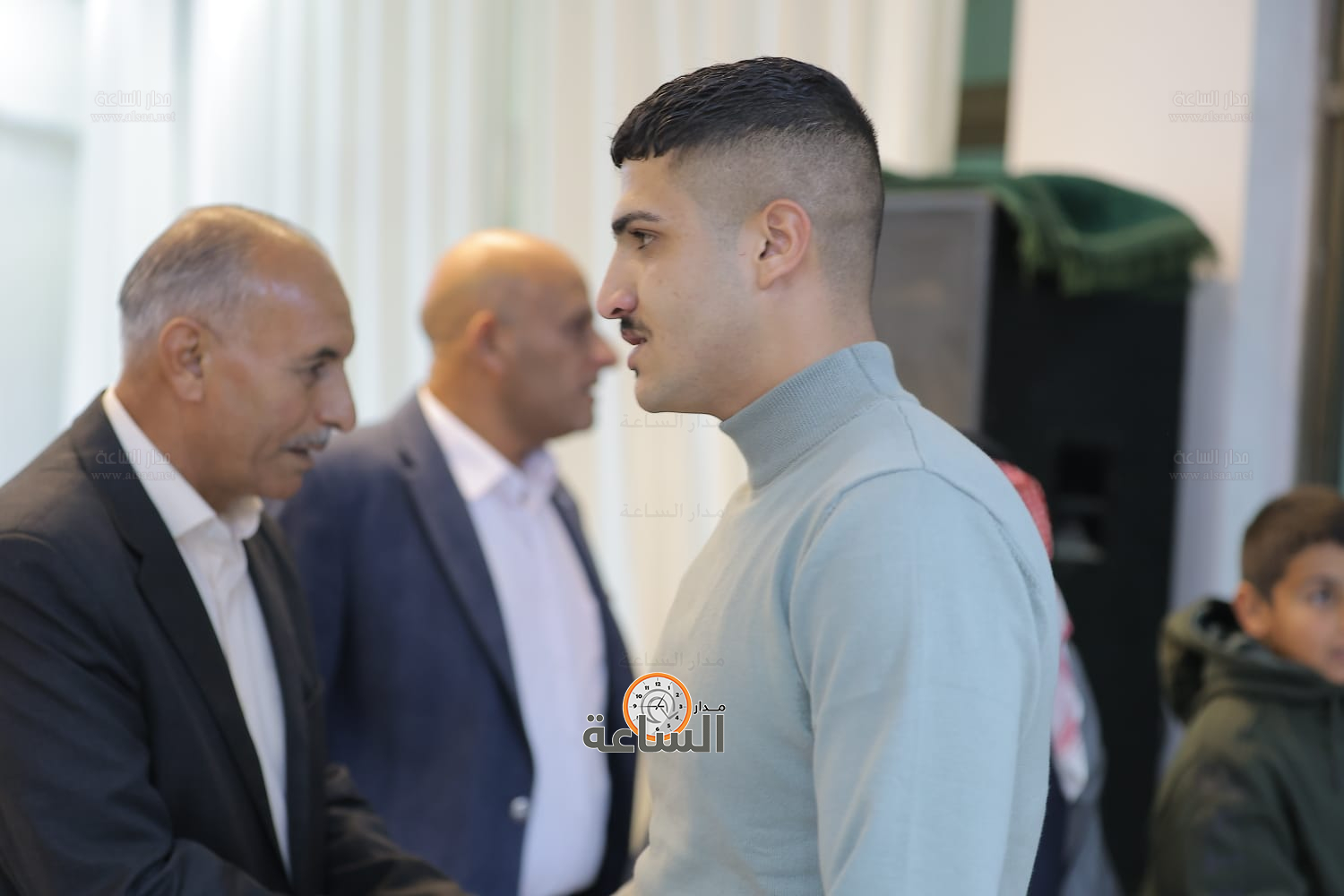 Madar Al-Saa Images 0.6451310132919529