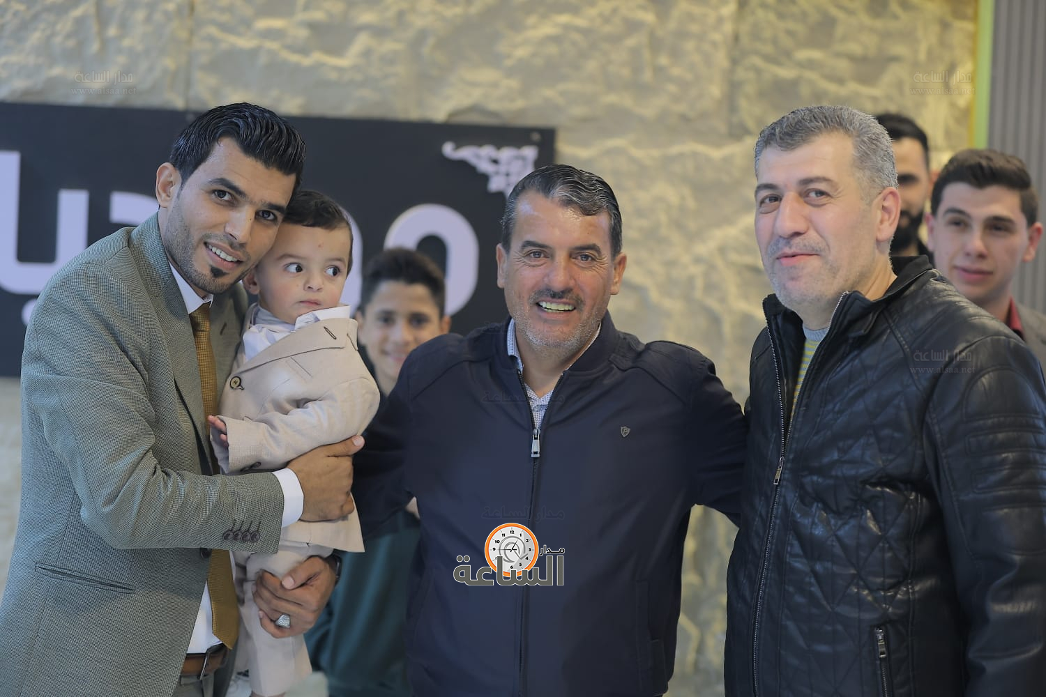 Madar Al-Saa Images 0.3284978693220846