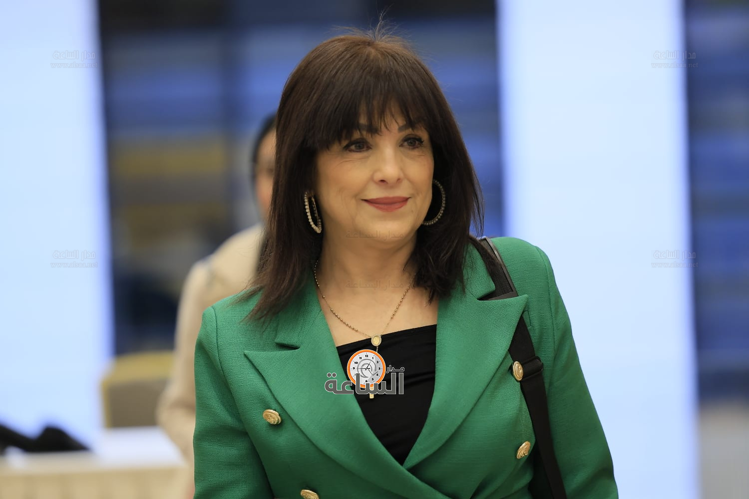 Madar Al-Saa Images 0.4560027403196736