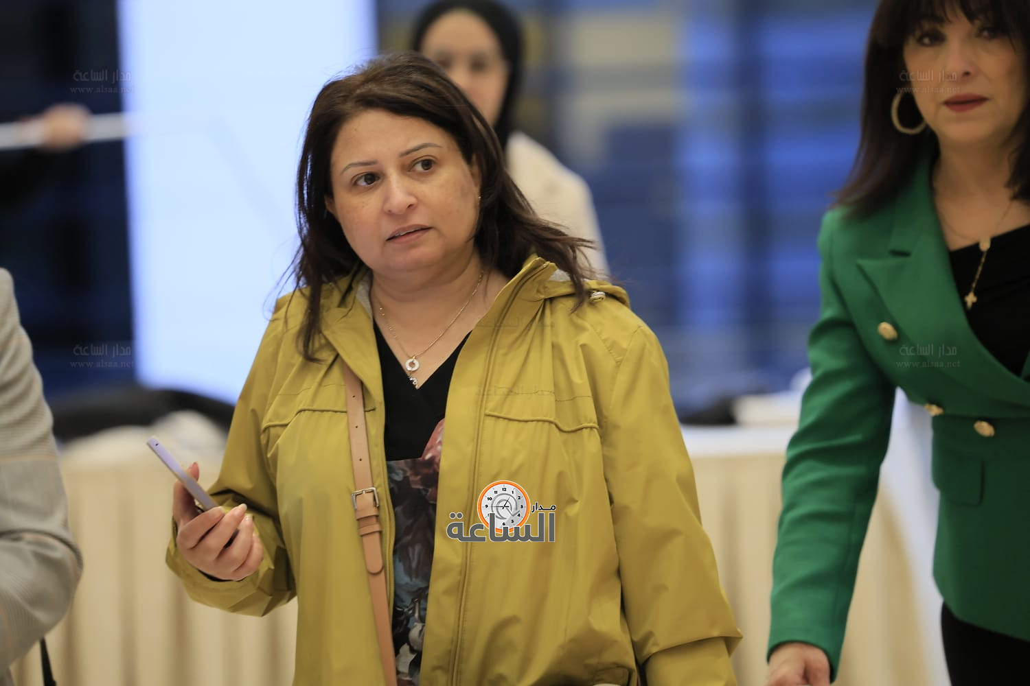 Madar Al-Saa Images 0.695661464486772