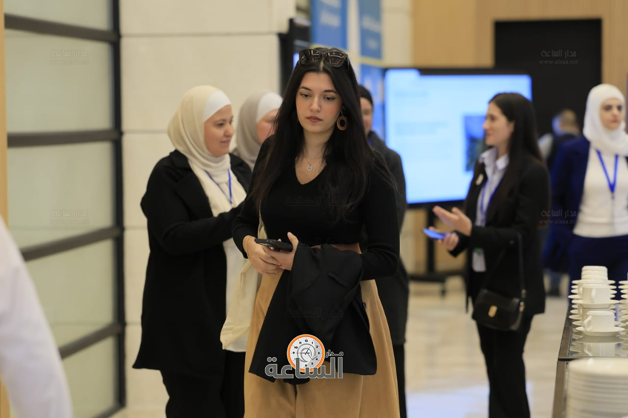 Madar Al-Saa Images 0.557472679029732