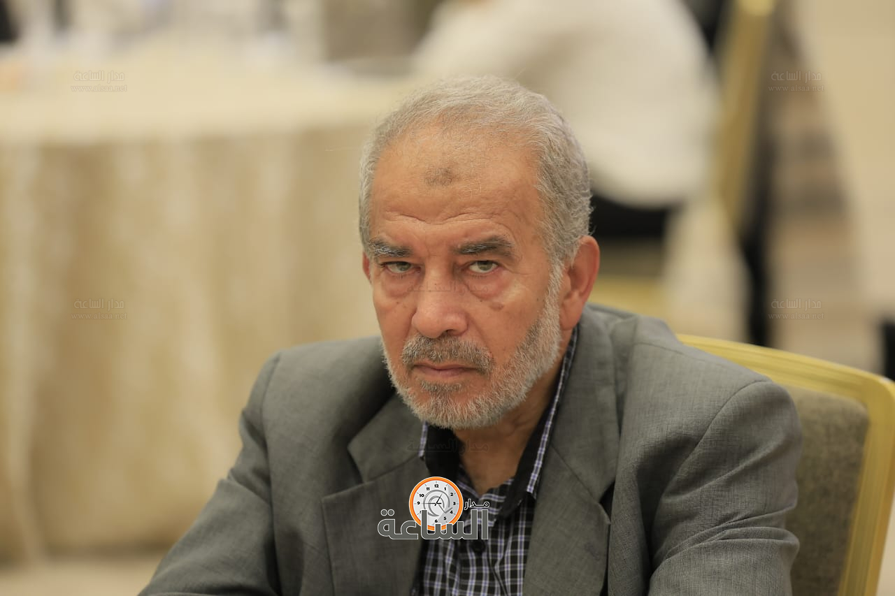 Madar Al-Saa Images 0.812113538802358