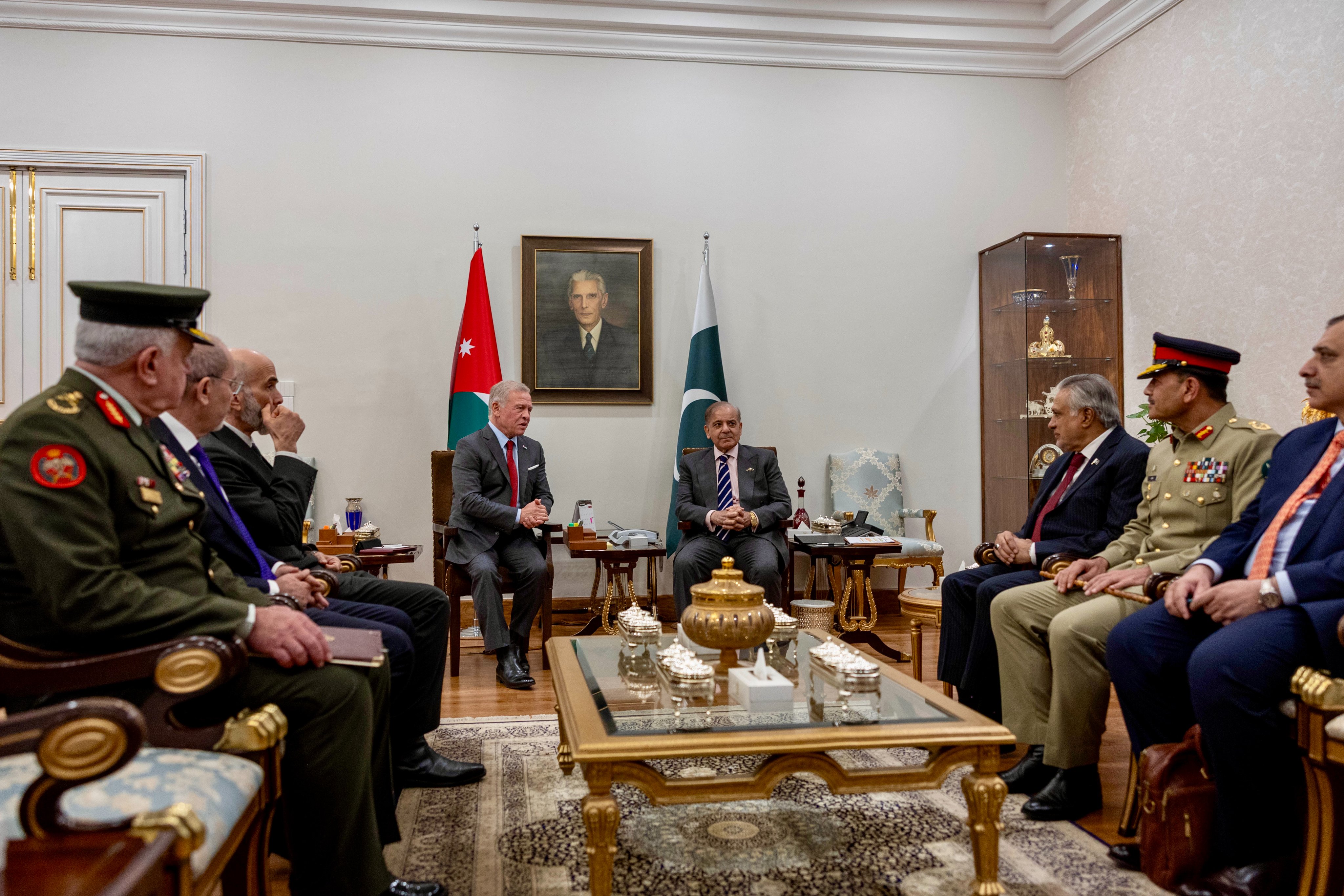 Madar Al-Saa Images 0.20359178903618413