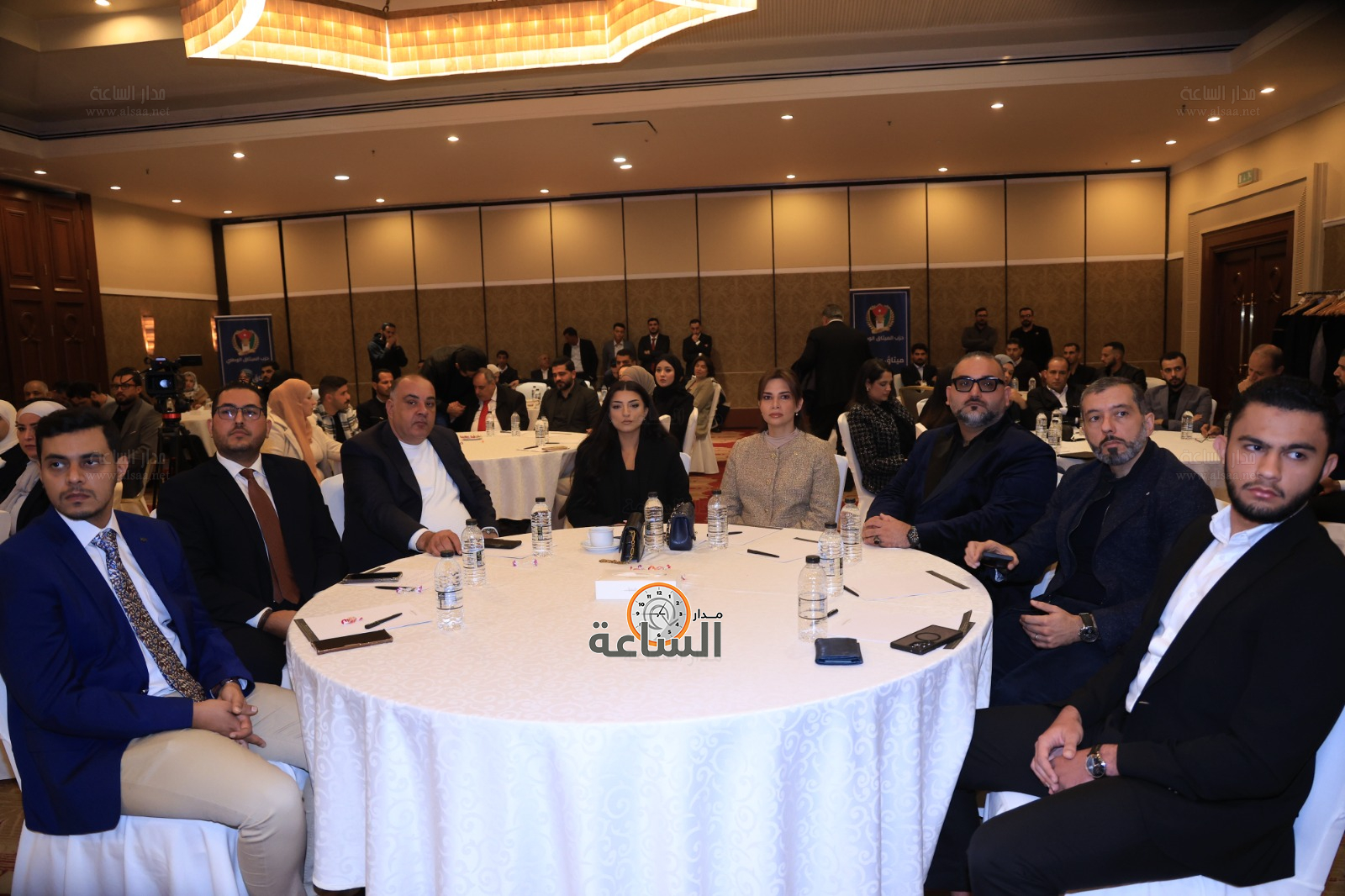 Madar Al-Saa Images 0.8922348687366354