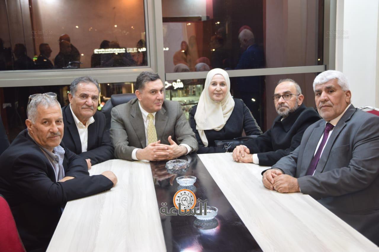 Madar Al-Saa Images 0.523978452480907