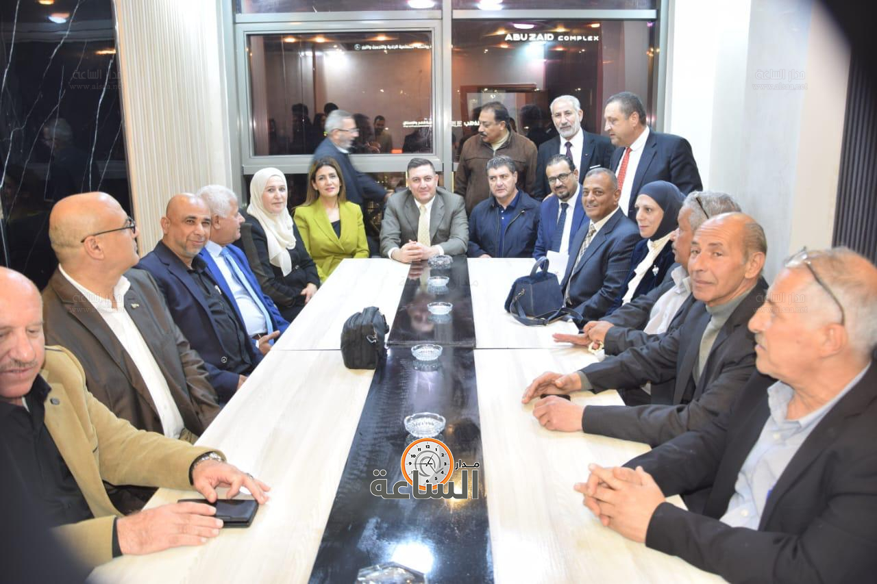 Madar Al-Saa Images 0.42893786428052594