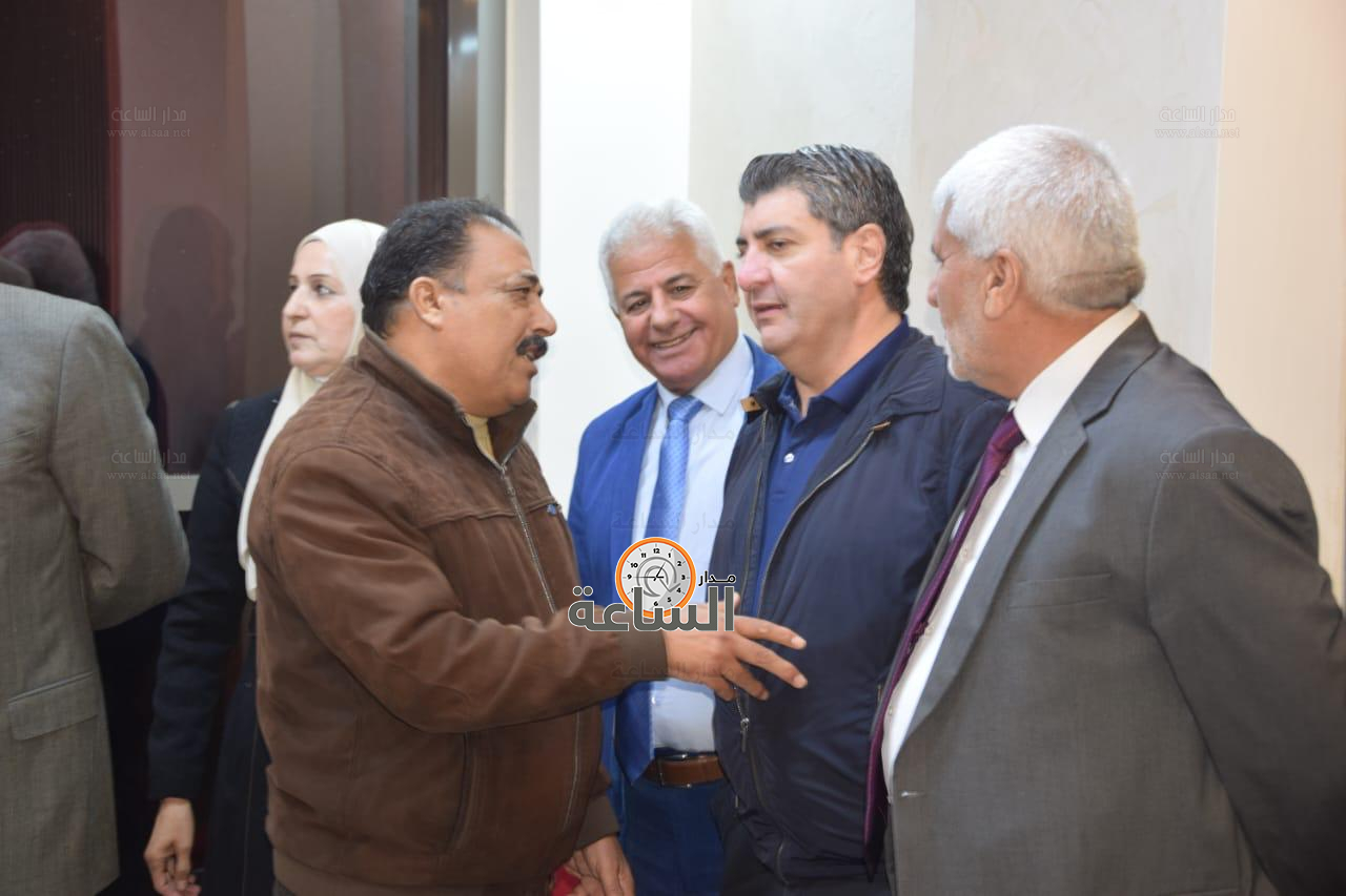 Madar Al-Saa Images 0.1487558322664878