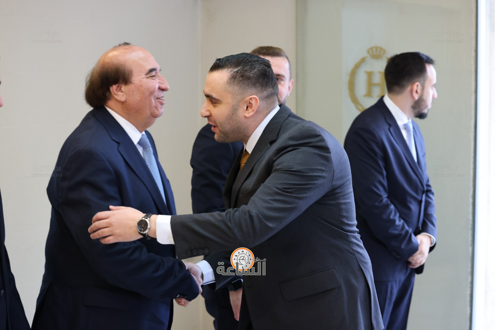 Madar Al-Saa Images 0.7491719019966177