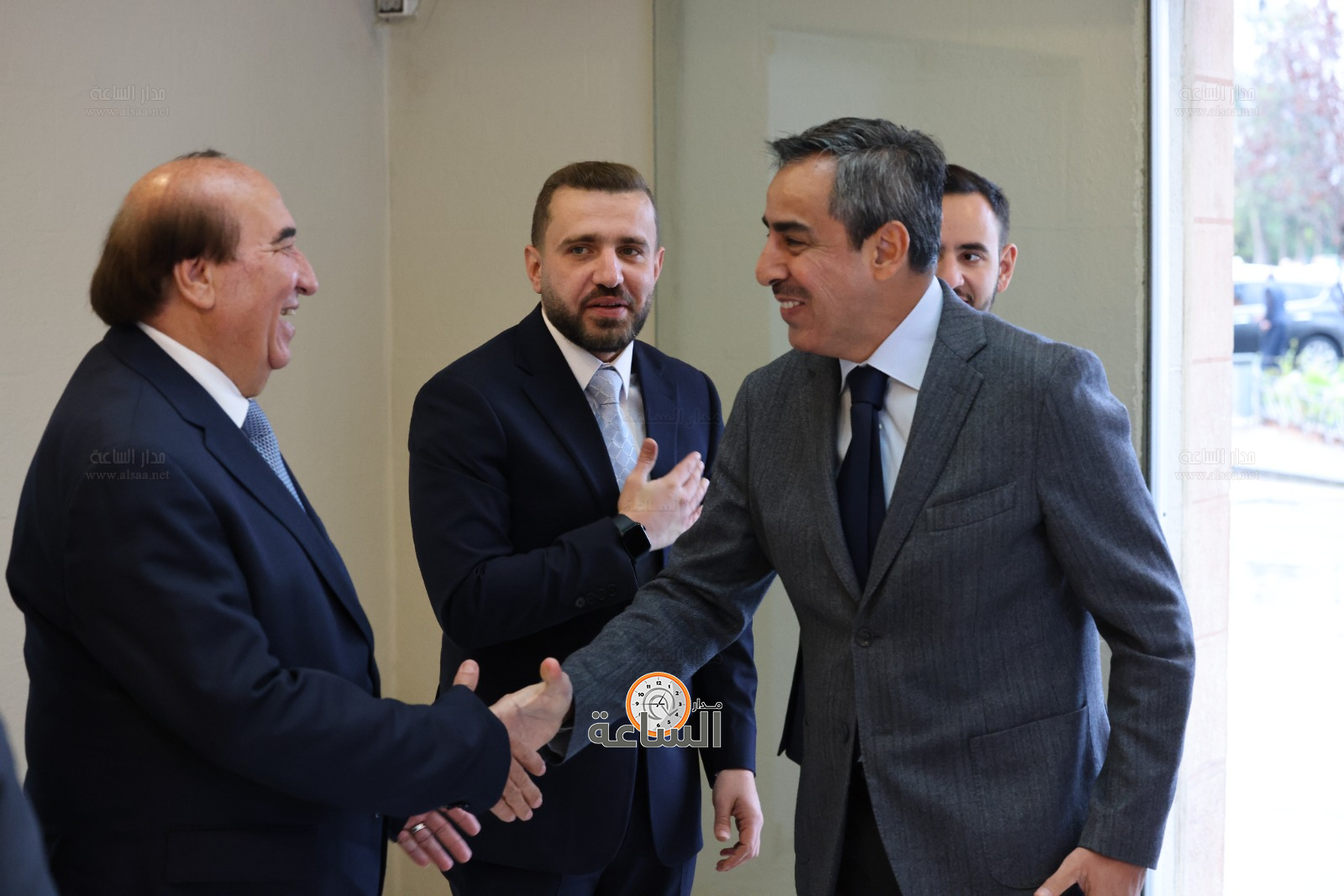 Madar Al-Saa Images 0.010226102584188768