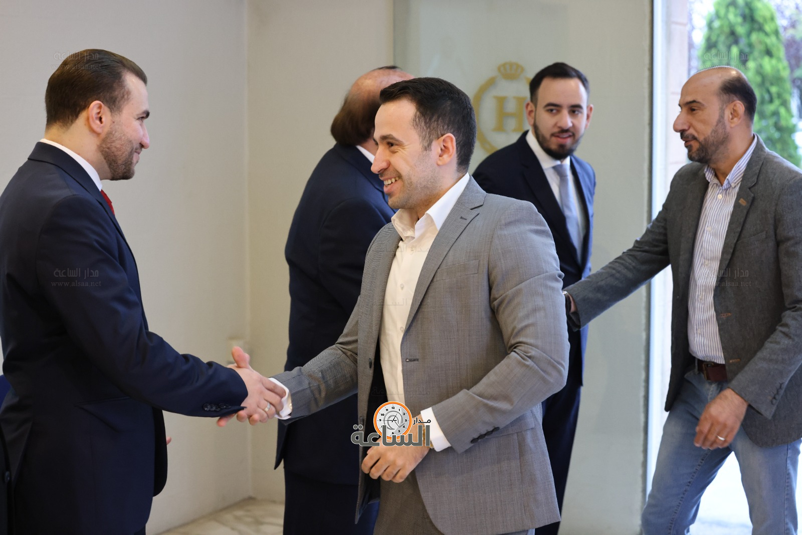 Madar Al-Saa Images 0.04012343173452593