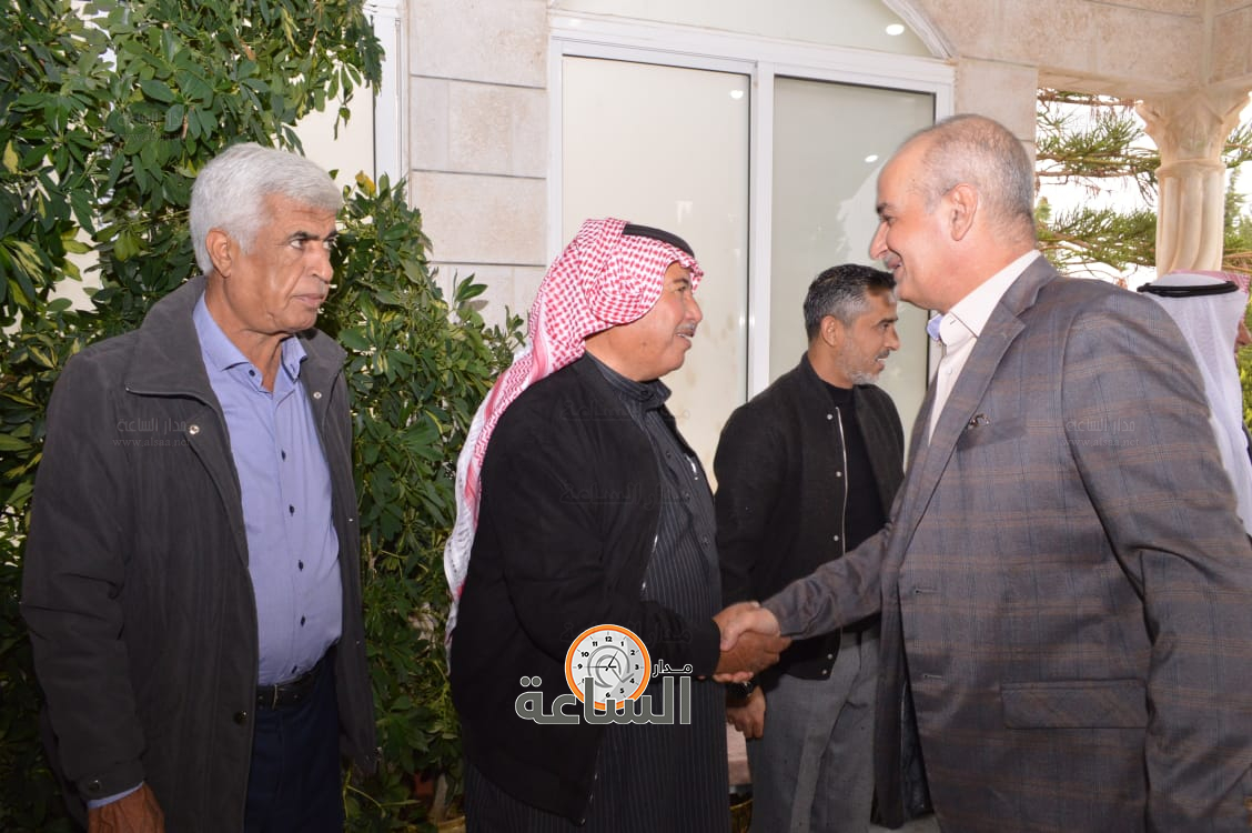 Madar Al-Saa Images 0.4312962926068348