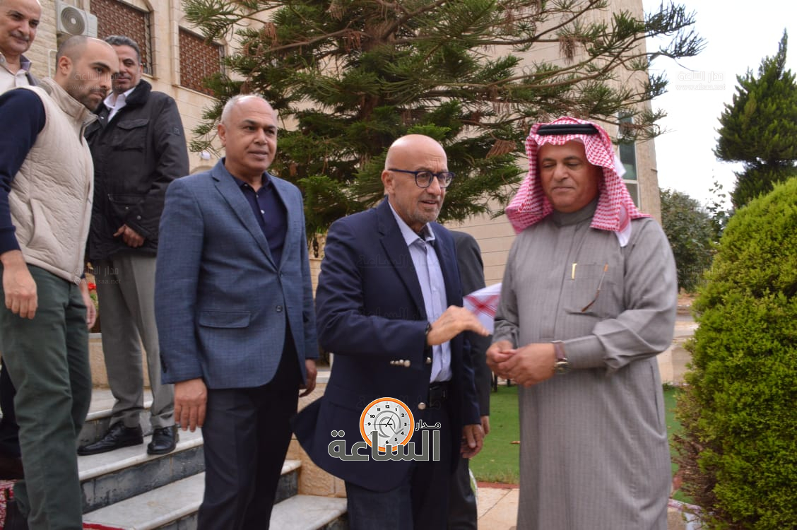 Madar Al-Saa Images 0.6792014939754462