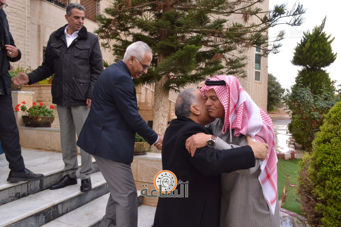 Madar Al-Saa Images 0.39678143234415597