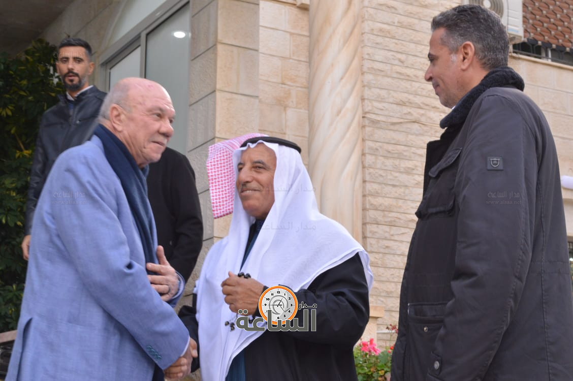 Madar Al-Saa Images 0.5595261622108672