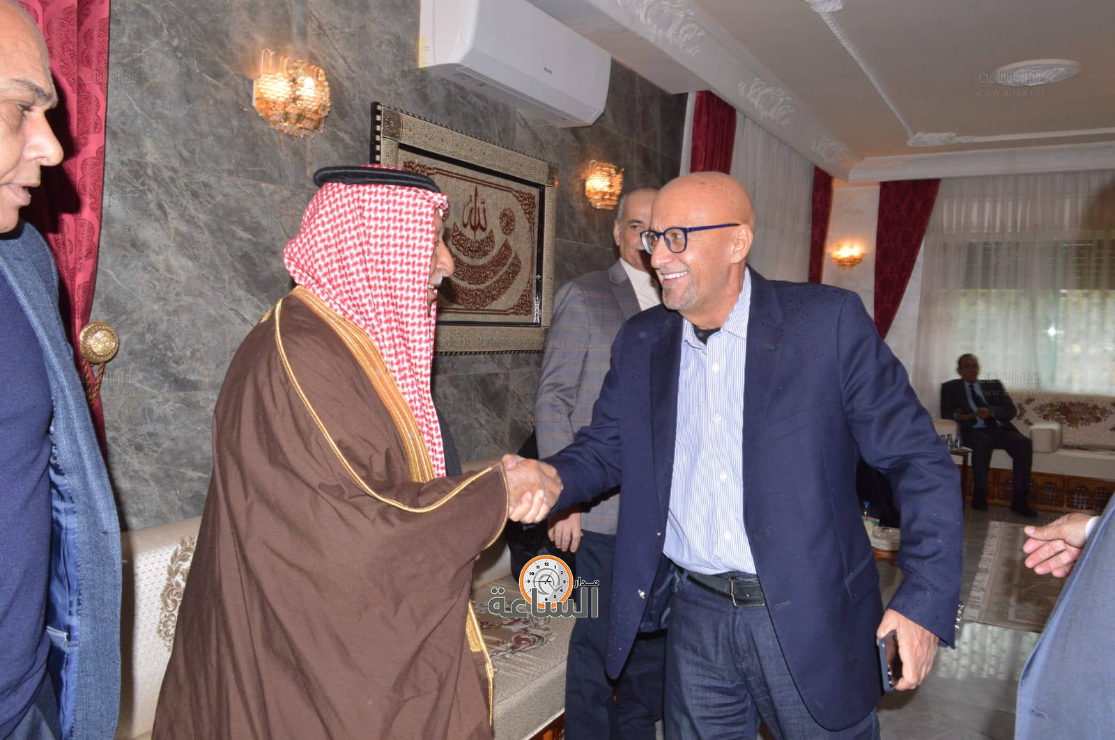 Madar Al-Saa Images 0.11781054476219122