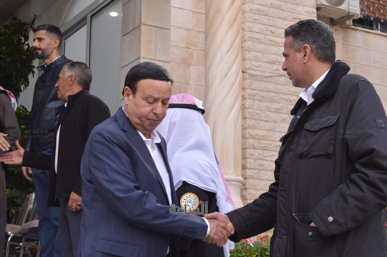 Madar Al-Saa Images 0.7230453838994415