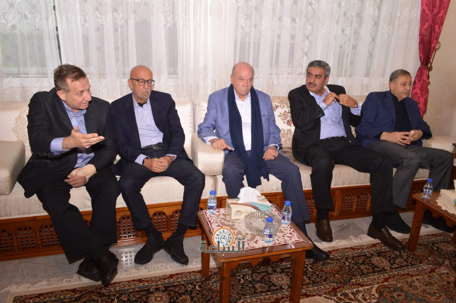 Madar Al-Saa Images 0.8327861160561614