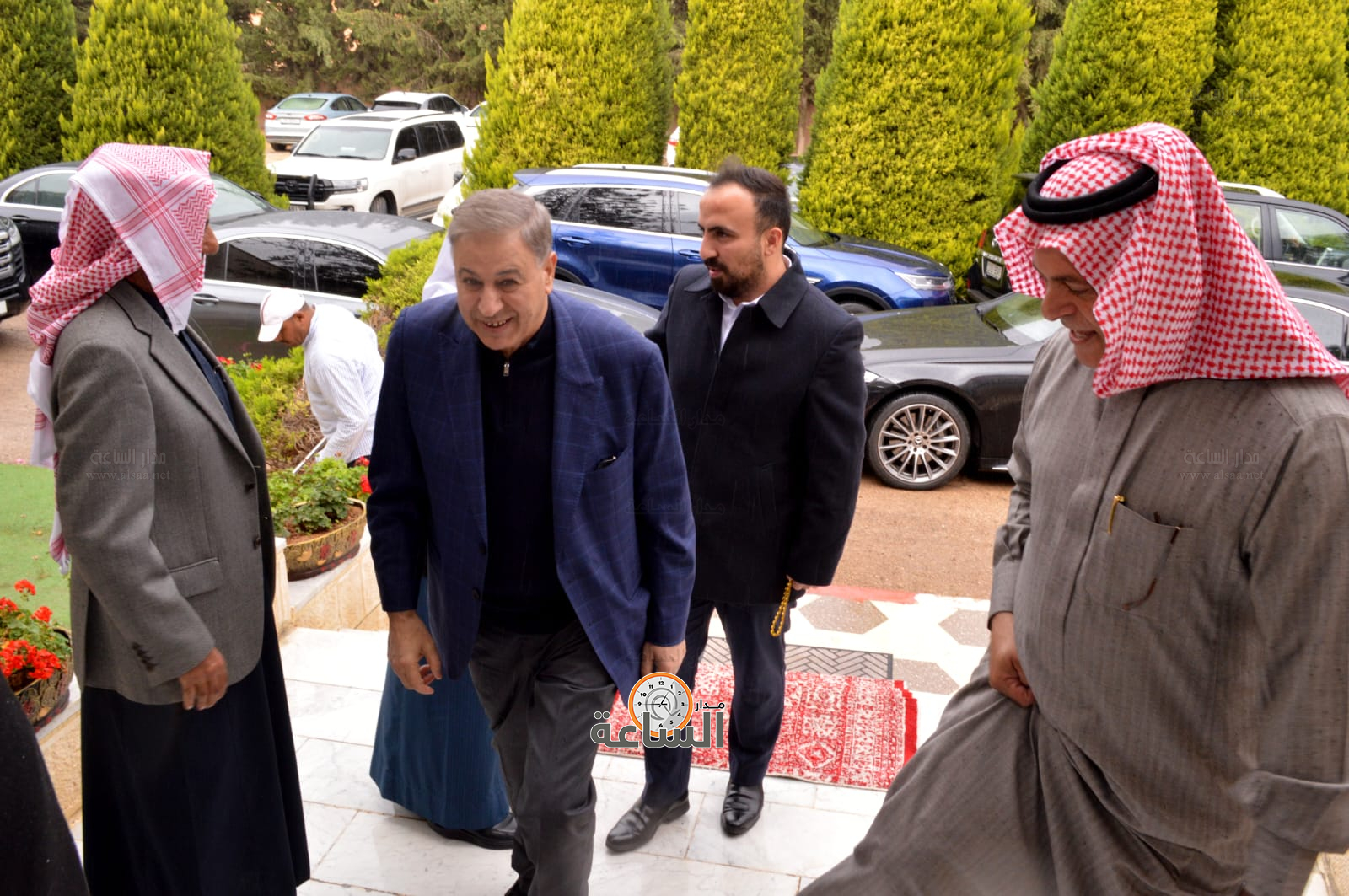 Madar Al-Saa Images 0.526845473639409