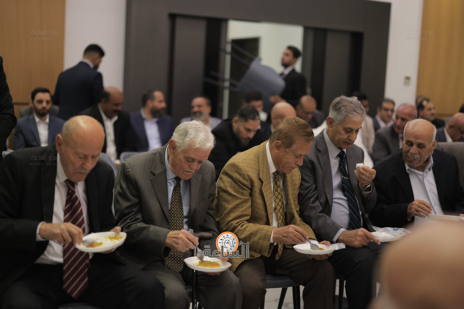 Madar Al-Saa Images 0.18076803506616412