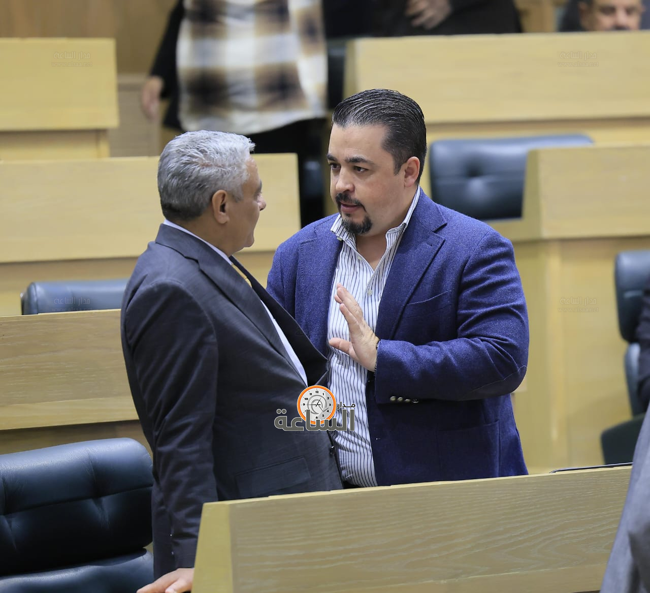 Madar Al-Saa Images 0.37375451512188407