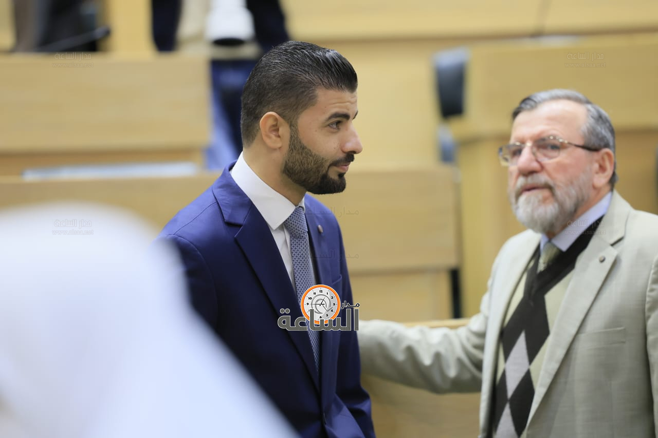 Madar Al-Saa Images 0.7698630011427499