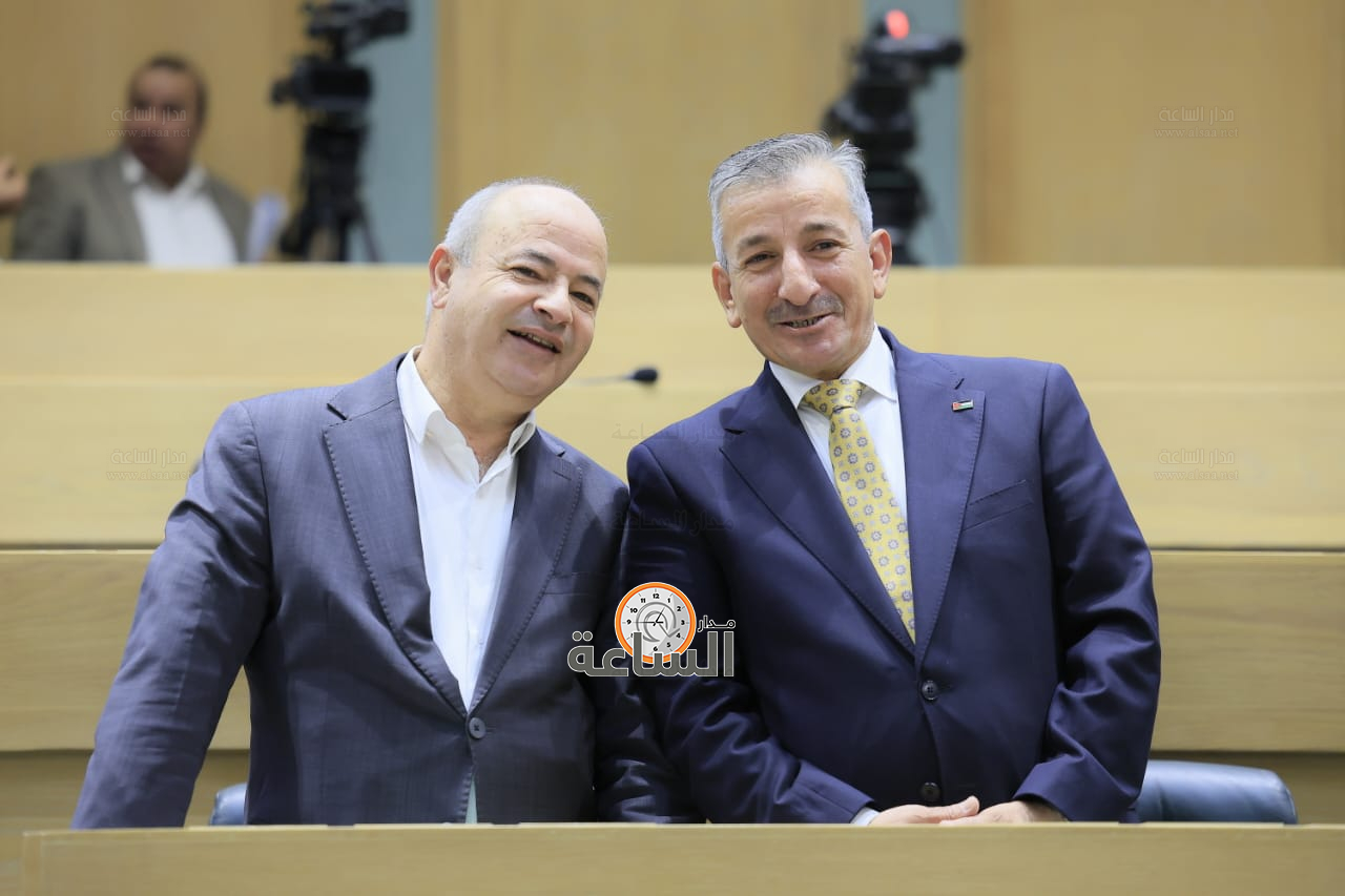 Madar Al-Saa Images 0.04135537913402354