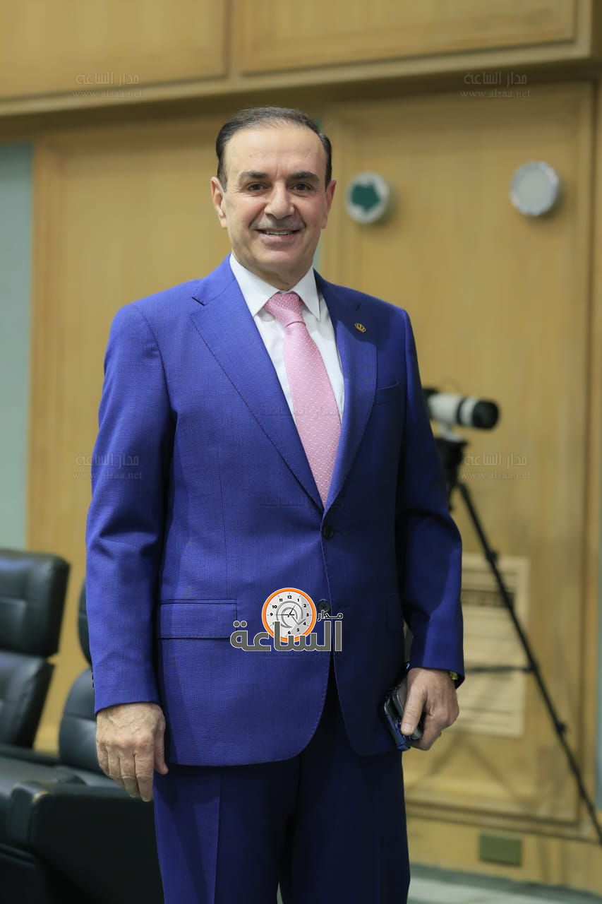 Madar Al-Saa Images 0.4160541711488792