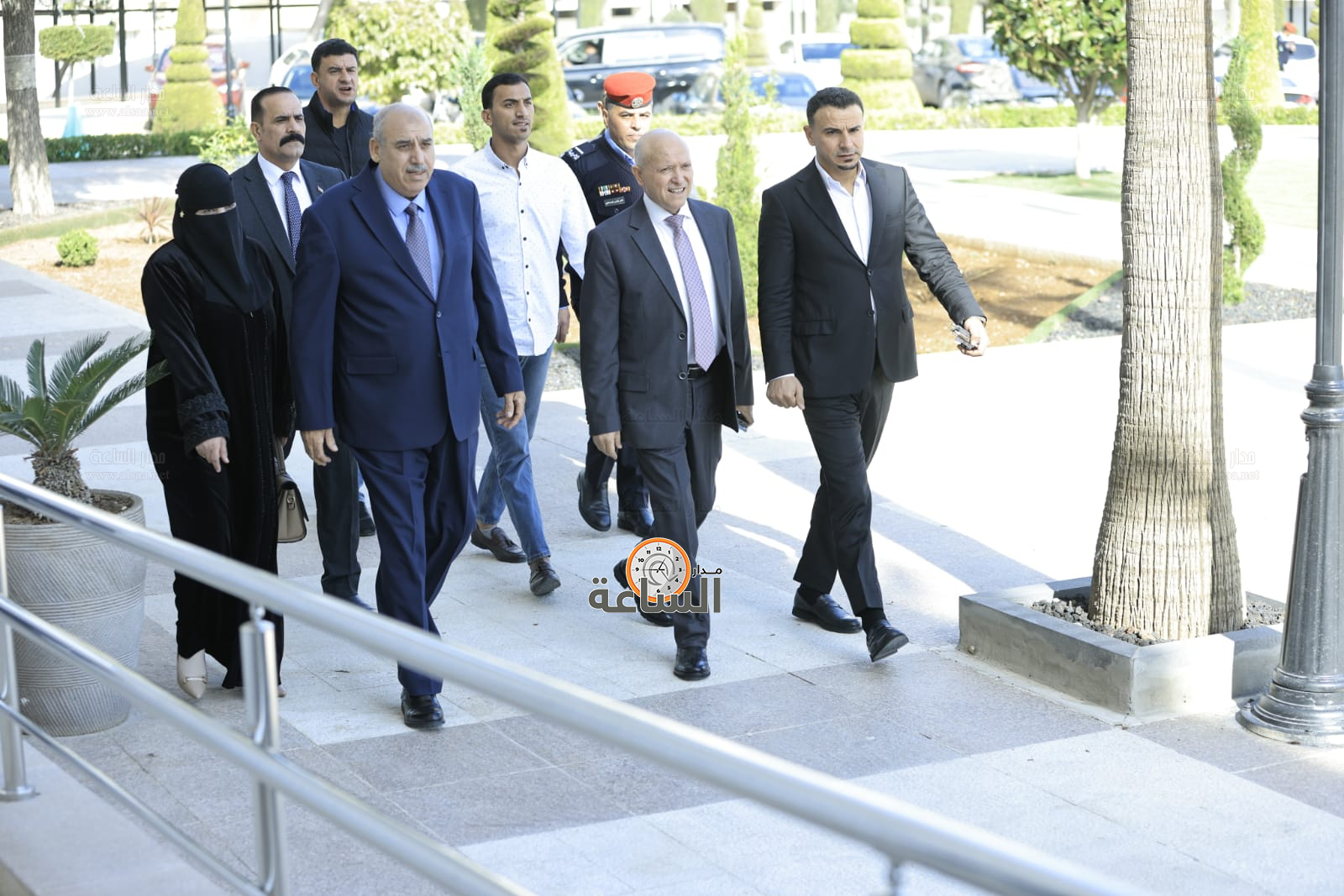 Madar Al-Saa Images 0.056991635272499286