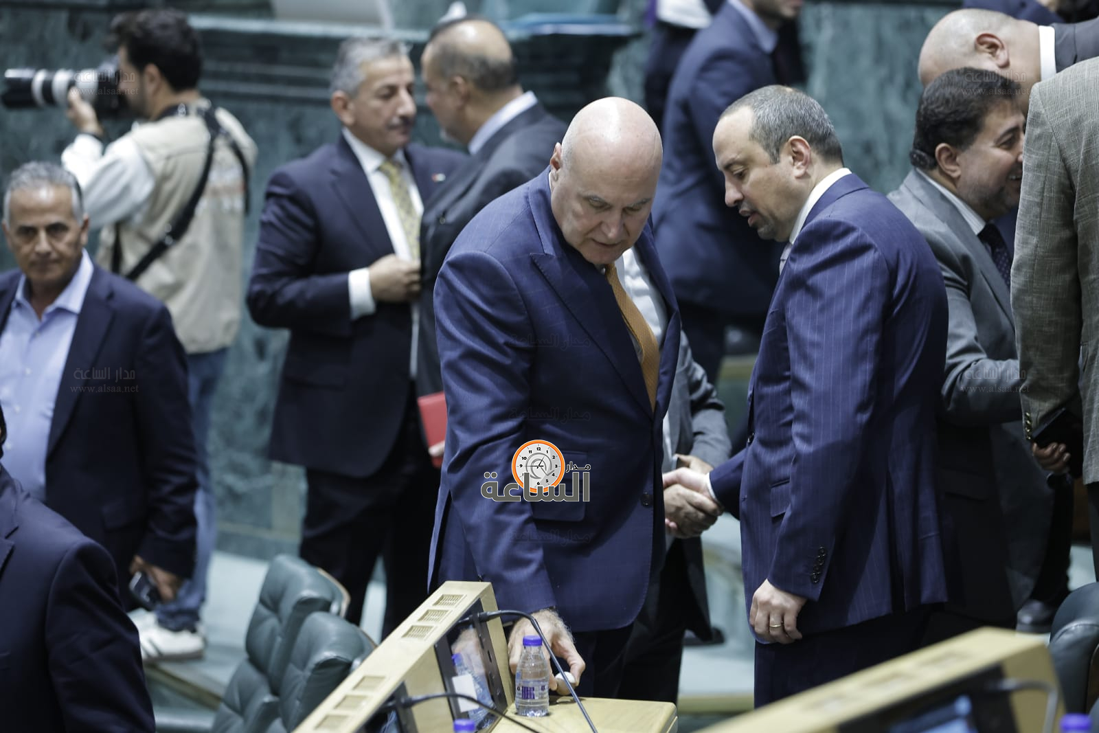 Madar Al-Saa Images 0.8543545423904482