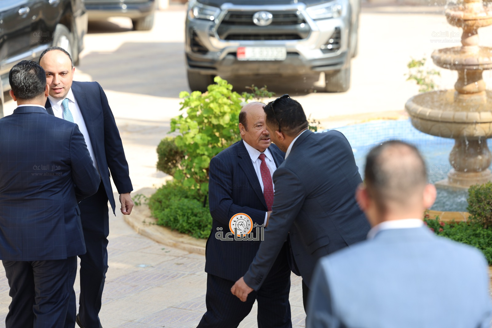 Madar Al-Saa Images 0.7784727542071574