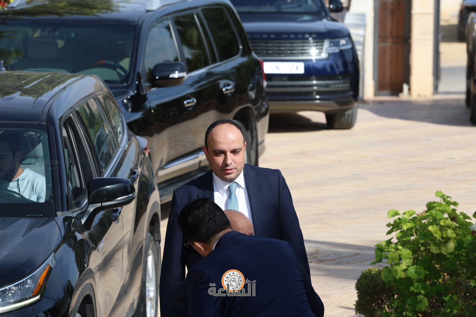 Madar Al-Saa Images 0.4399388306355303