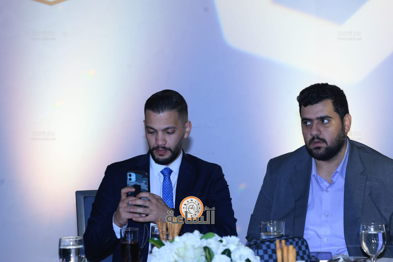 Madar Al-Saa Images 0.10453015996068338