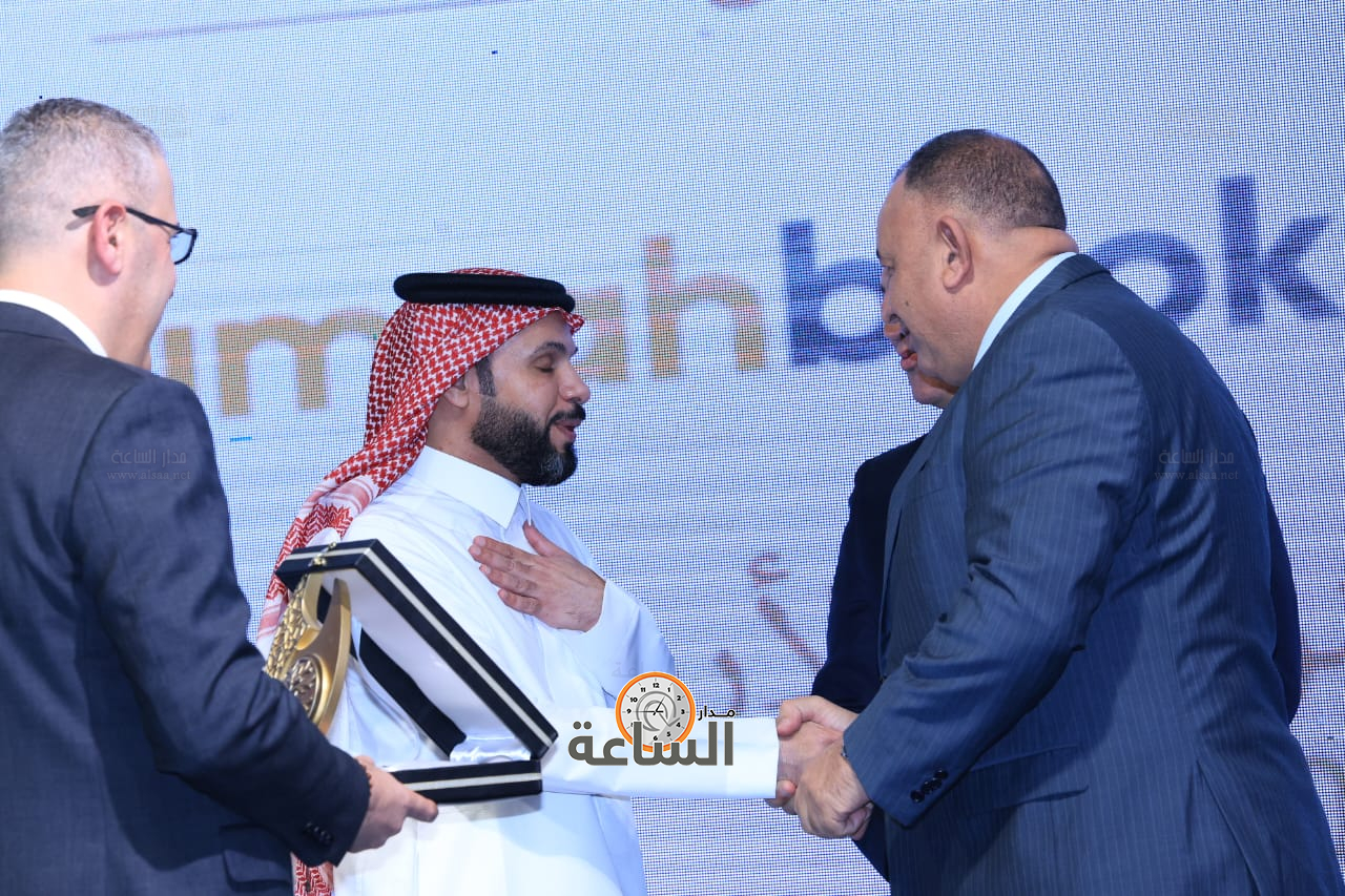 Madar Al-Saa Images 0.4368477722797145