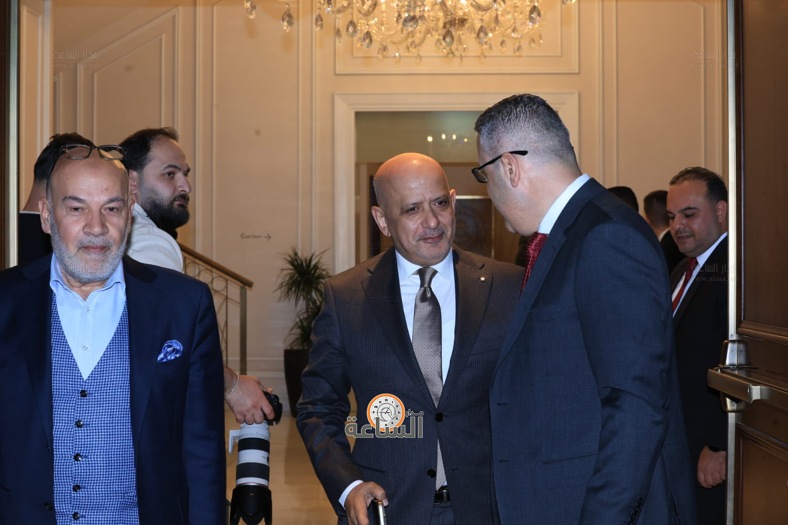 Madar Al-Saa Images 0.9453102892223607