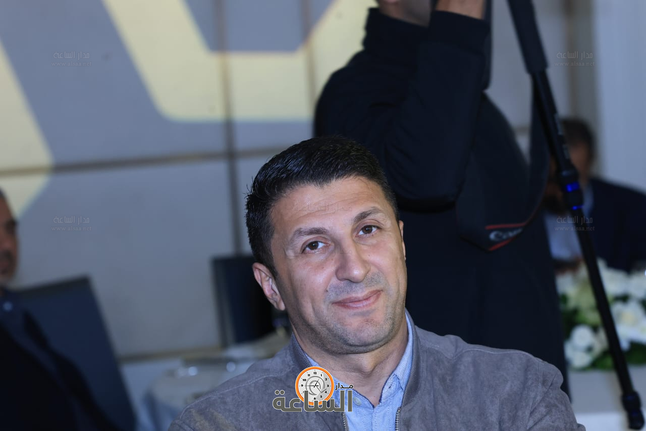 Madar Al-Saa Images 0.4401955788127069