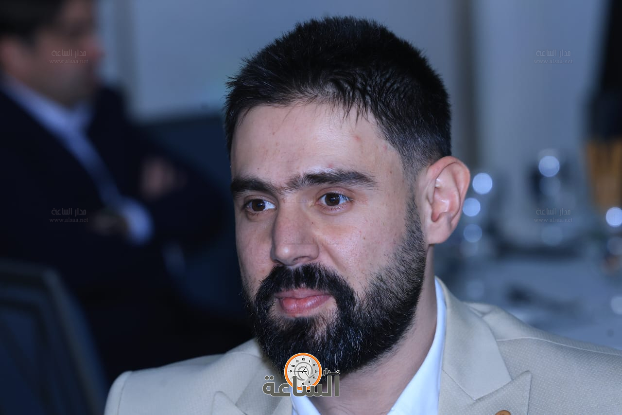 Madar Al-Saa Images 0.35684119886488097