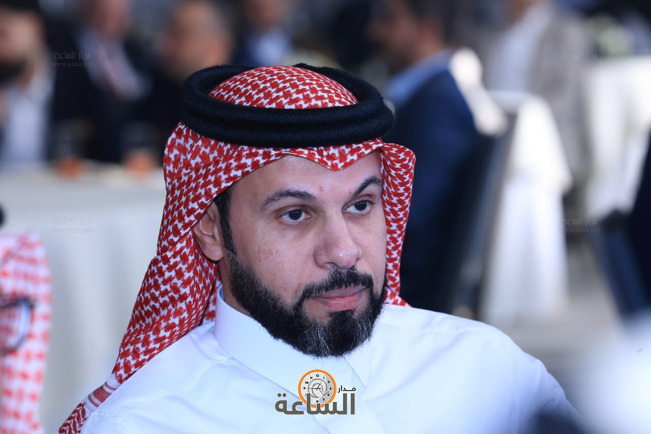 Madar Al-Saa Images 0.4176110545598185