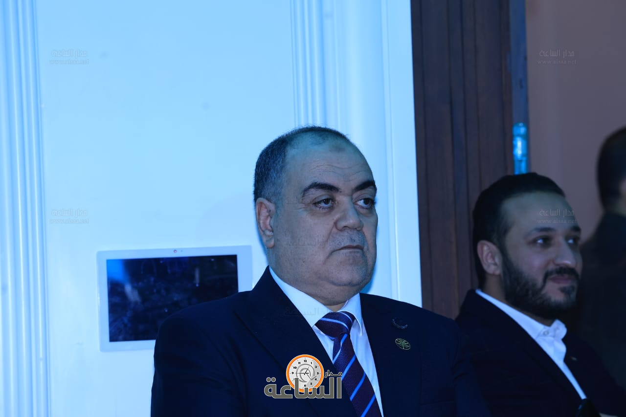 Madar Al-Saa Images 0.42371401002373366