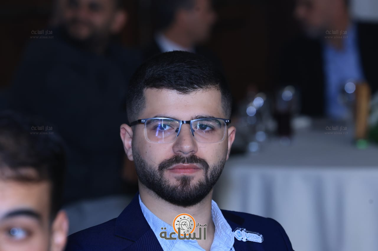 Madar Al-Saa Images 0.3556619297989272