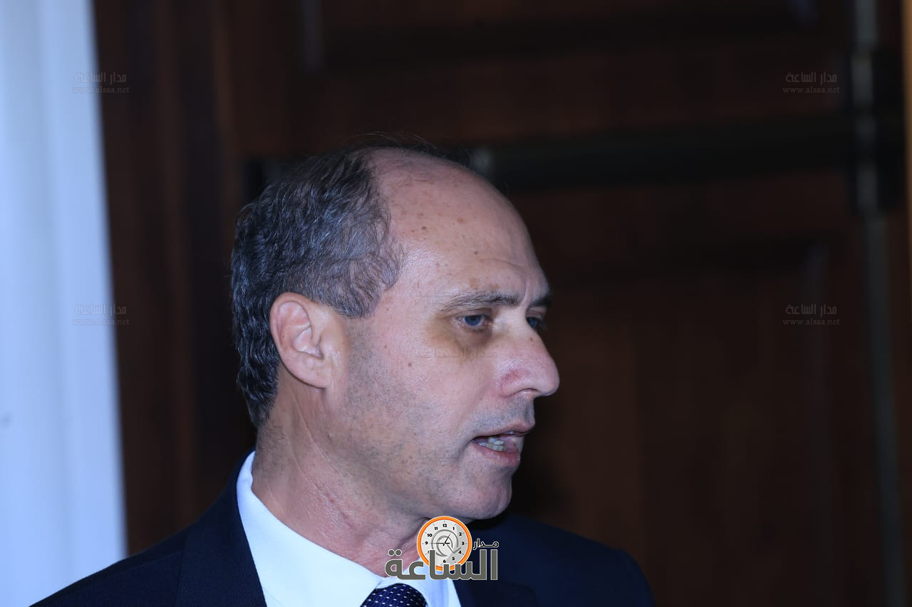 Madar Al-Saa Images 0.9265104660543274