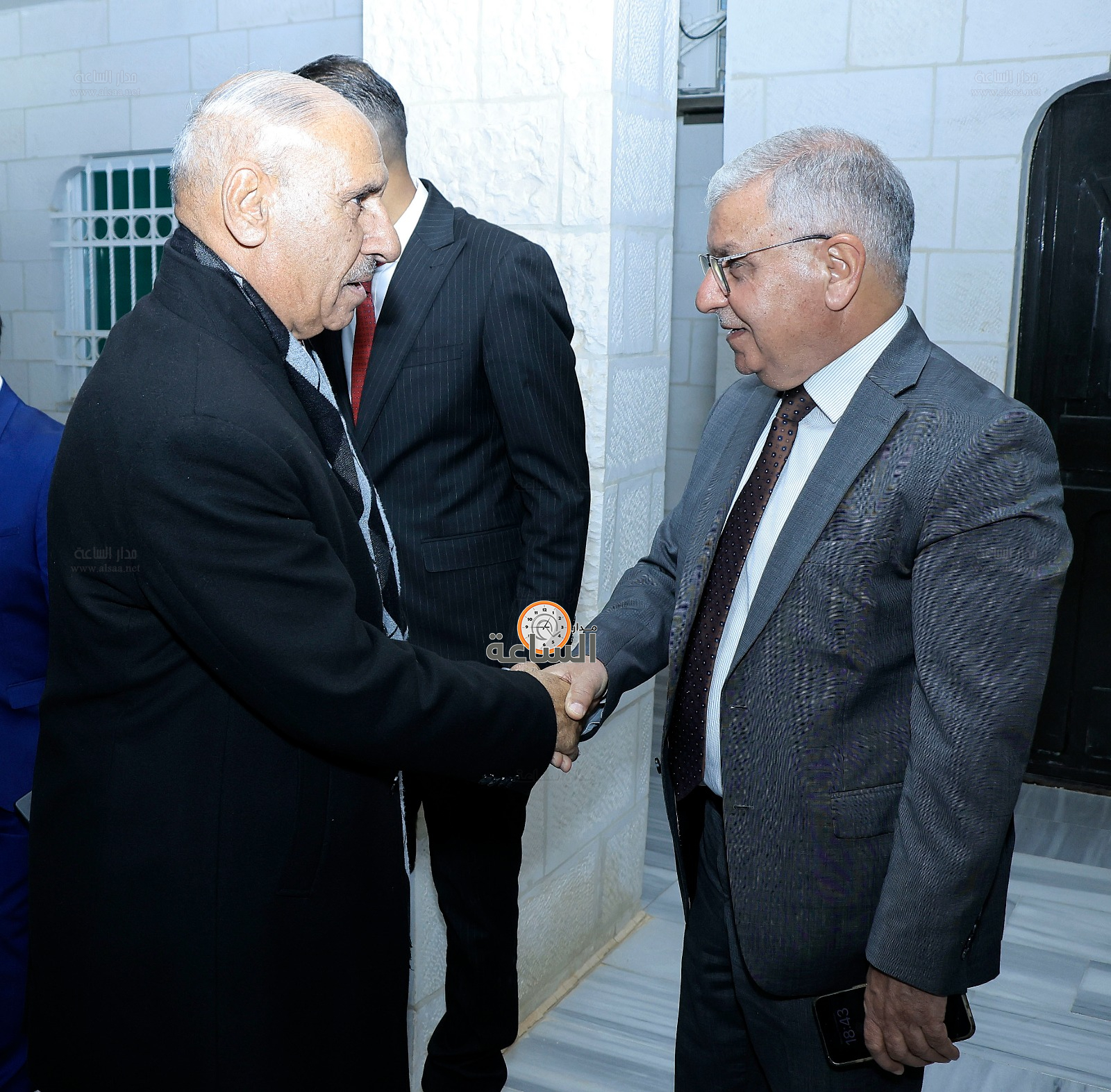 Madar Al-Saa Images 0.9323025375639418