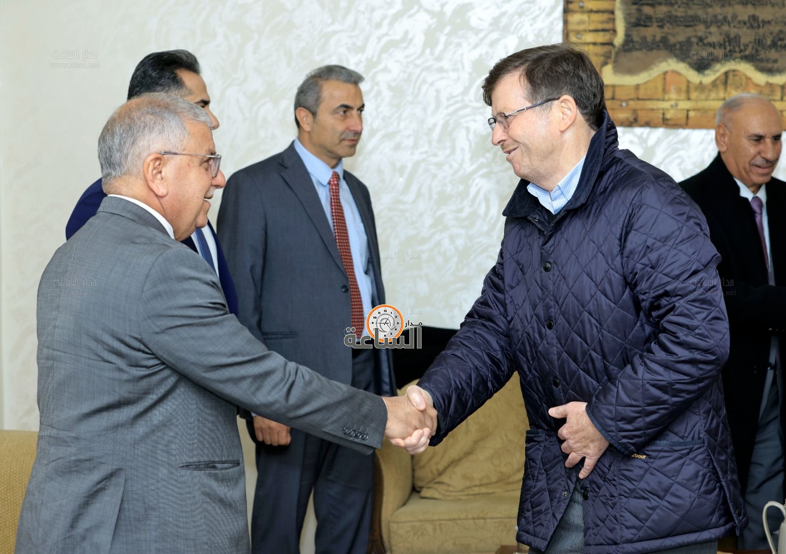 Madar Al-Saa Images 0.8902370707162668