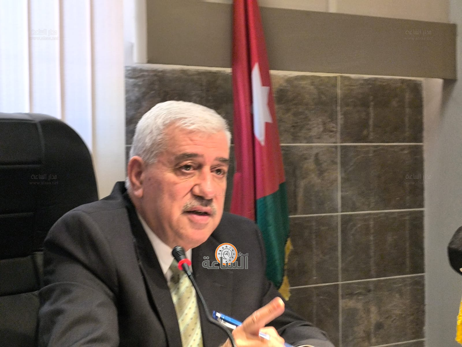 Madar Al-Saa Images 0.11844864603293648