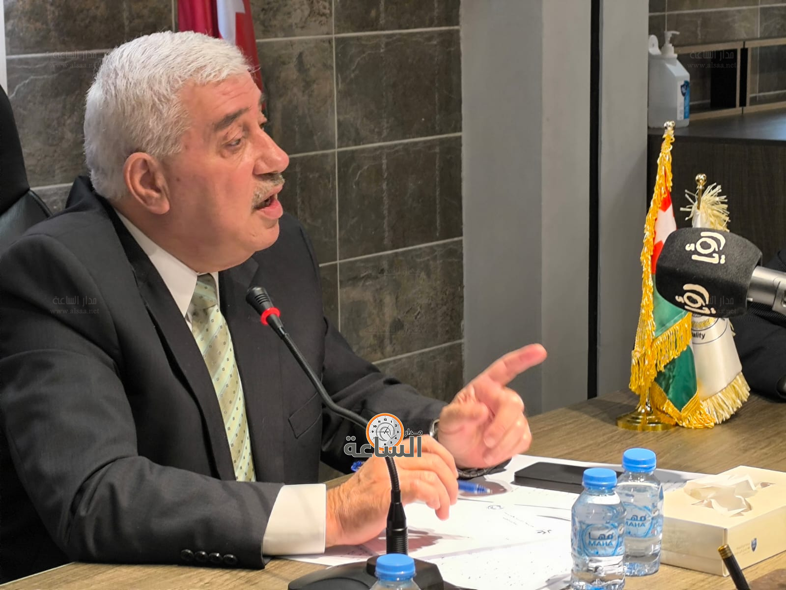 Madar Al-Saa Images 0.9926388074199718