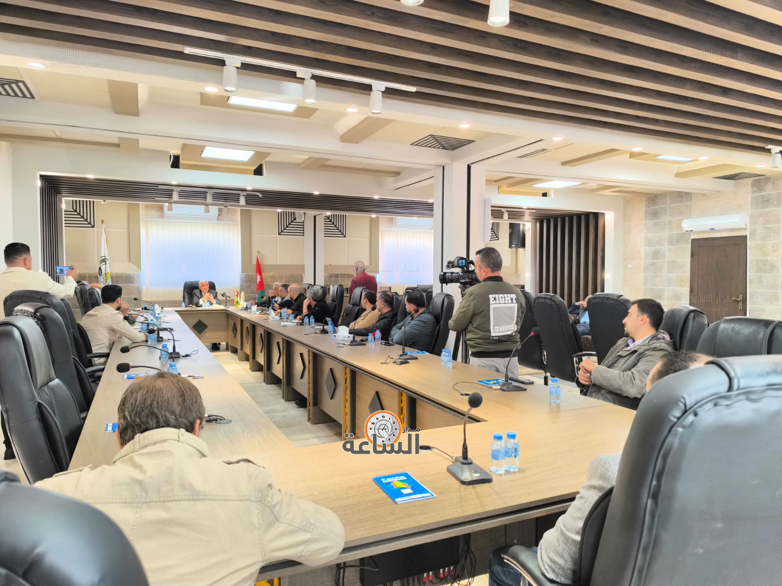 Madar Al-Saa Images 0.7539023715216342