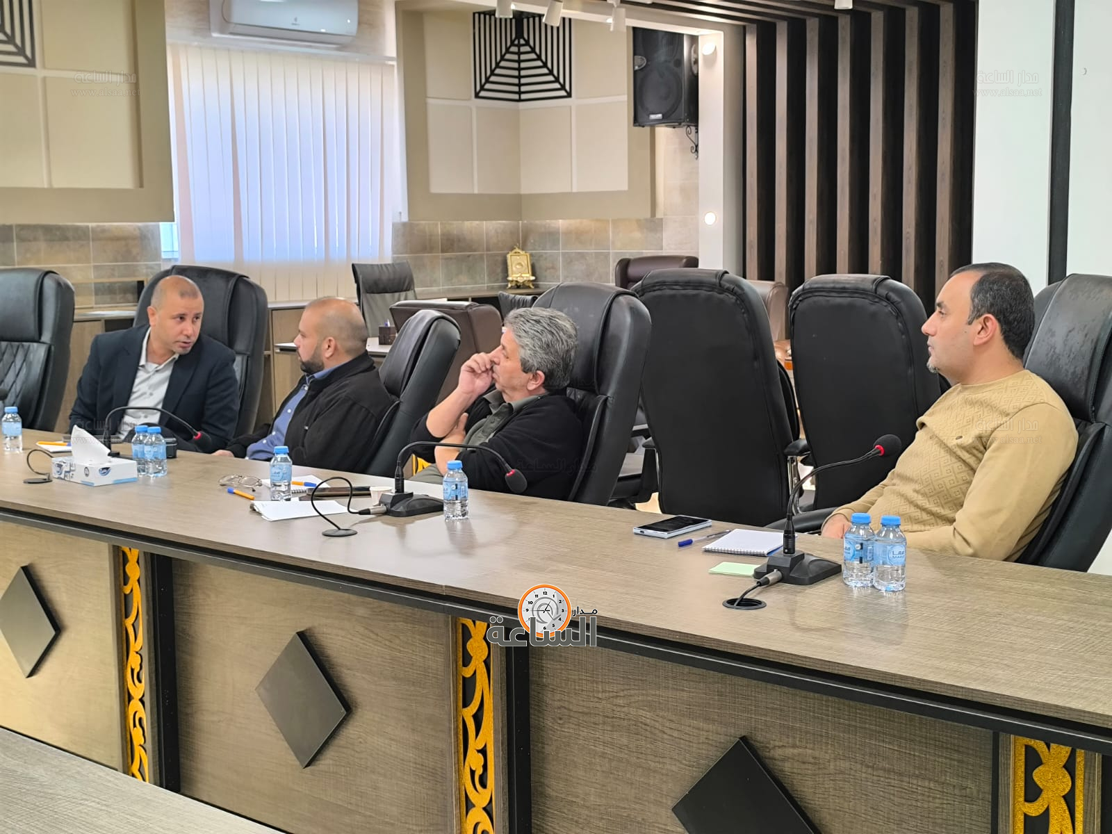 Madar Al-Saa Images 0.9308014744390768