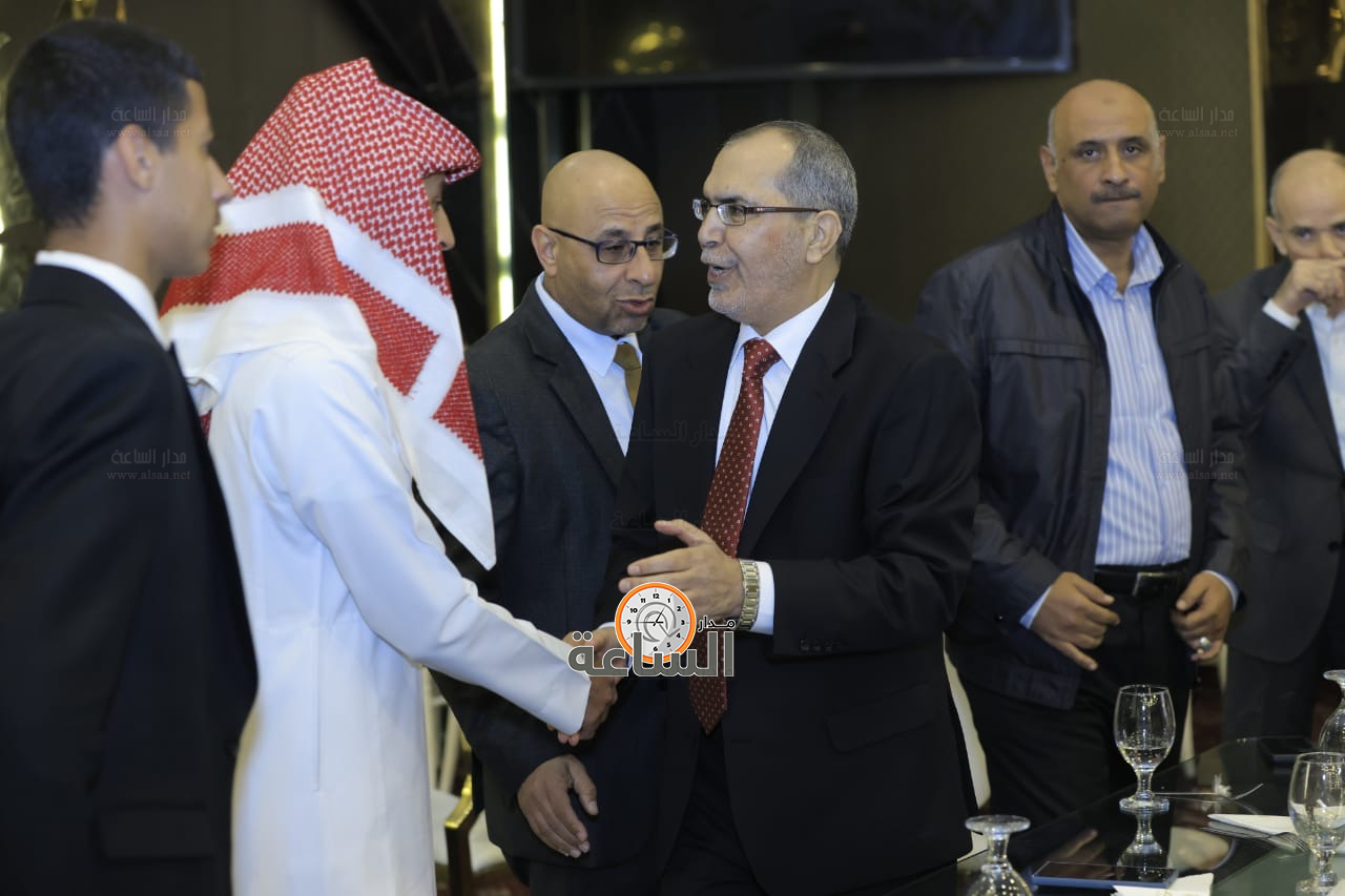 Madar Al-Saa Images 0.16720030321714108