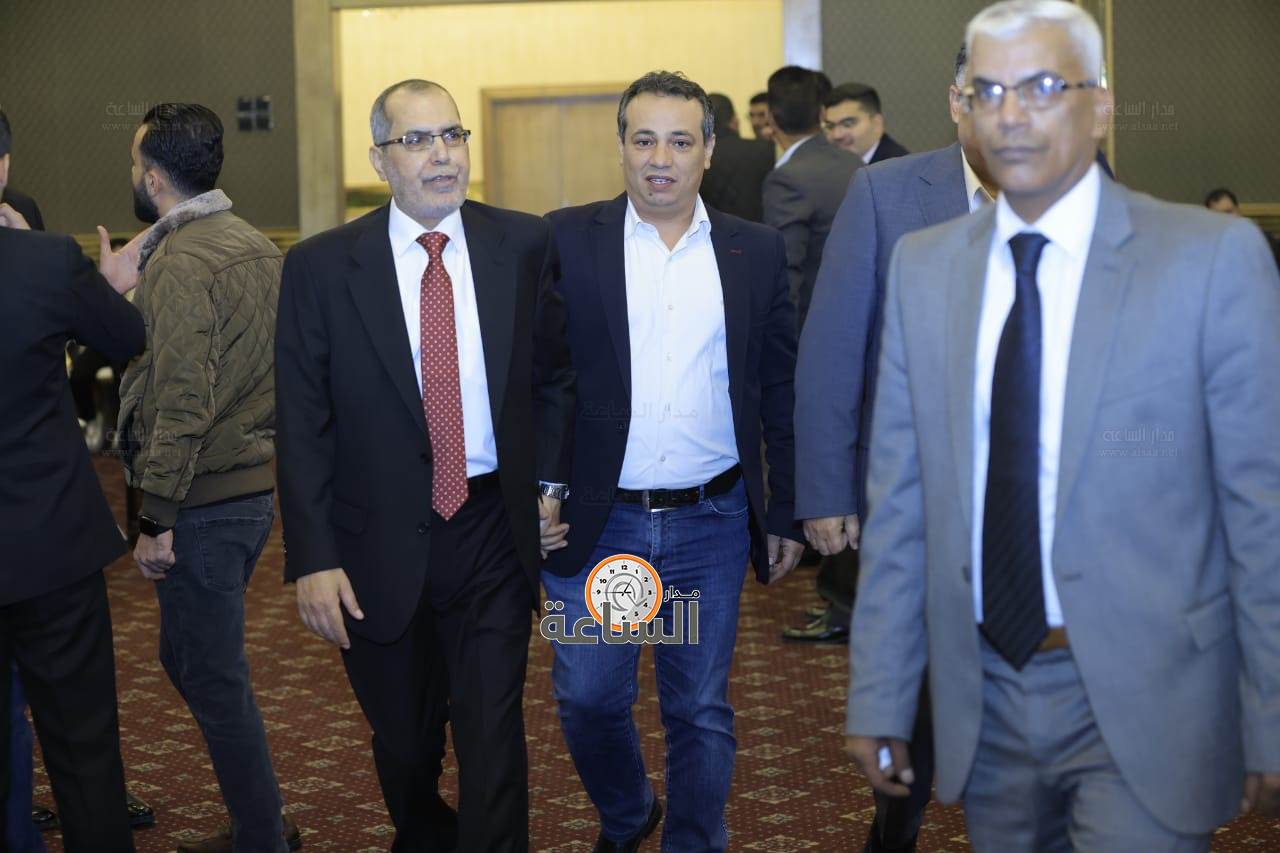 Madar Al-Saa Images 0.534060991715995