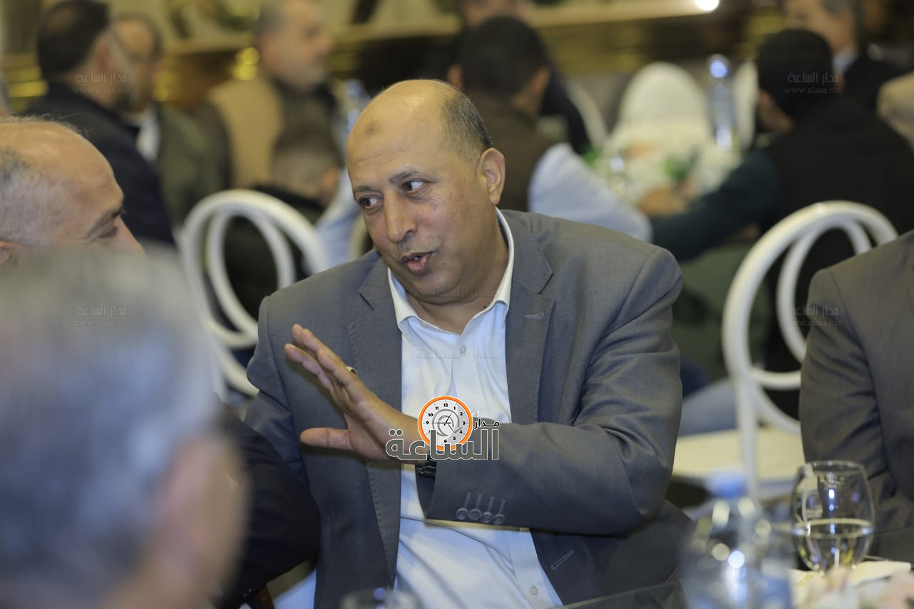 Madar Al-Saa Images 0.8962665976566621